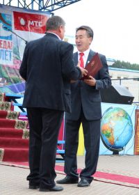 c_200_280_16777215_00_images_stories_2015_prazdniki_citis_day05.09.2015_nagrada.jpg