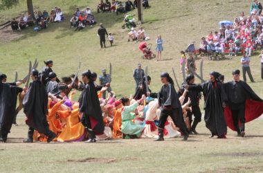 c_380_250_16777215_00_images_stories_2015_news_ulagan_kaychi22.06.15_perfomance.jpg