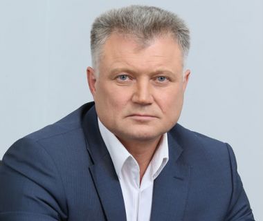 c_380_320_16777215_00_images_stories_2015_deputaty_latyshkov.jpg